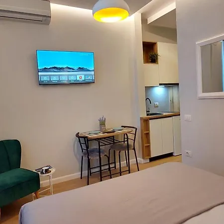 Albanian Good Vibes Studio Apartment