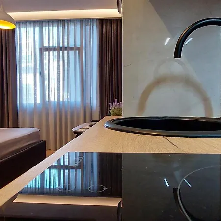Albanian Good Vibes Studio Apartment