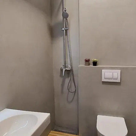 Albanian Good Vibes Studio Apartment *